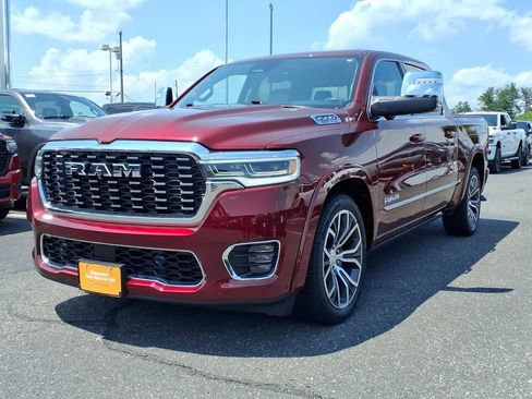 Certified 2025 RAM 1500 Tungsten w/ Off Road Group AWD/4WD image 3