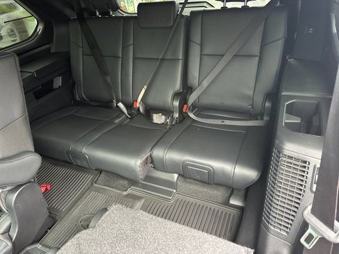 Used 2024 Toyota Sequoia Platinum AWD/4WD image 14