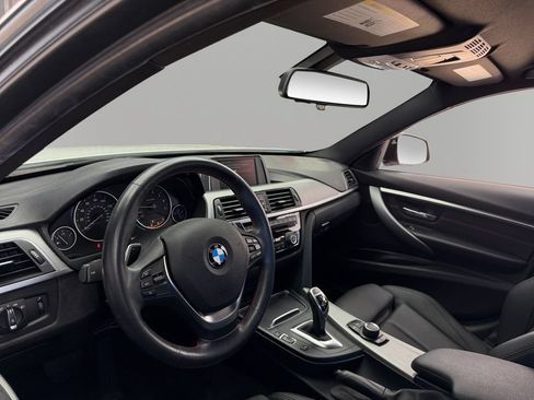 Used 2018 BMW 330i Sedan w/ Shadow Sport Edition RWD image 15