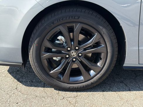 New 2026 Toyota Sienna XSE FWD image 14