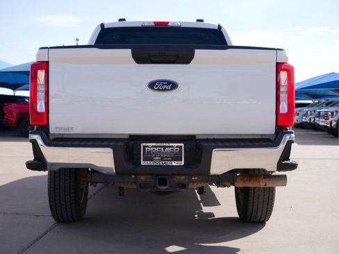 Used 2024 Ford F250 XLT image 5