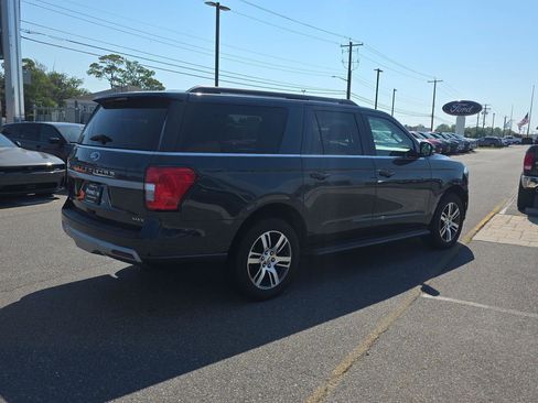 Used 2024 Ford Expedition Max XLT AWD/4WD image 5