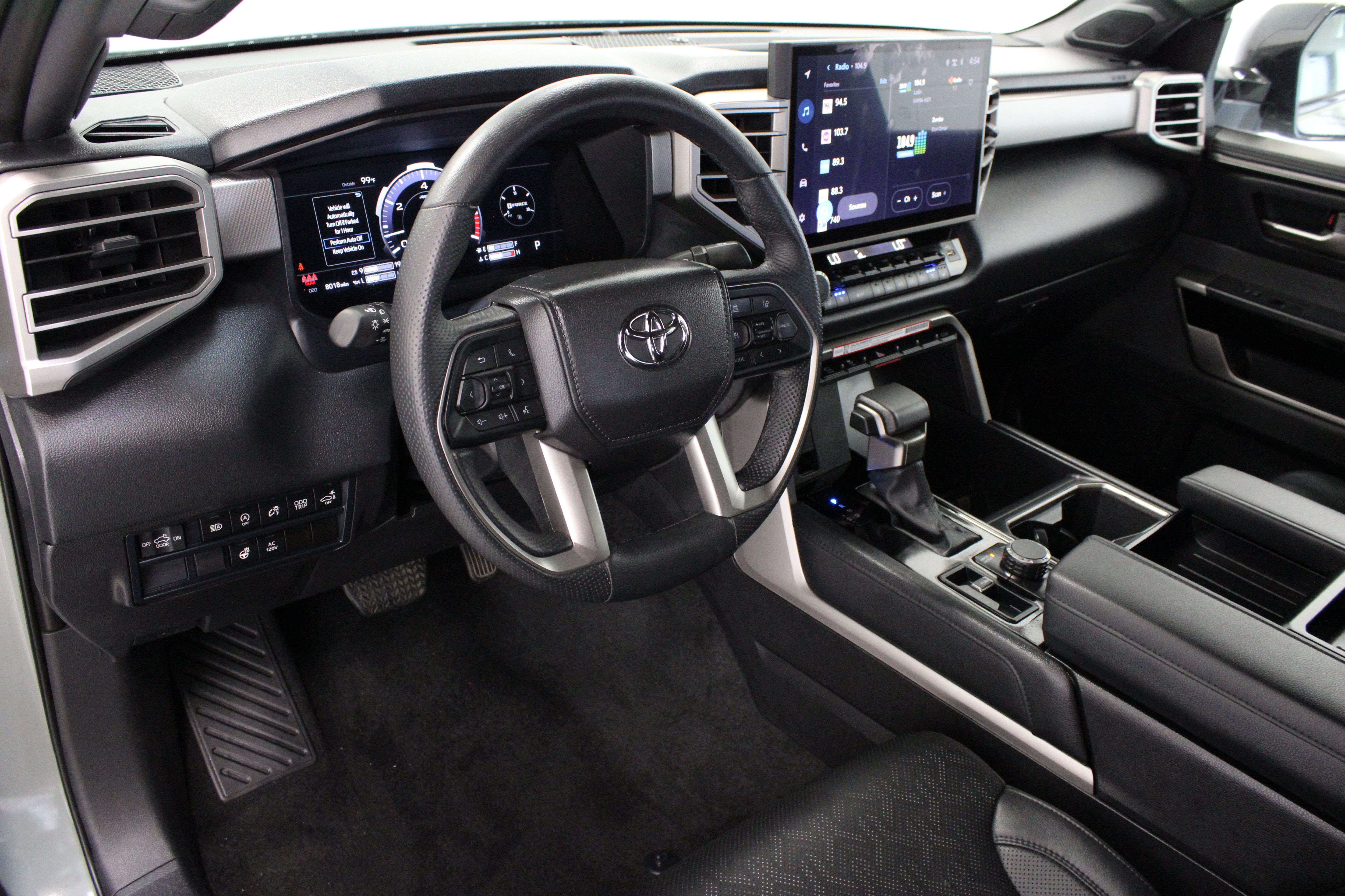 Used 2025 Toyota Tundra Limited AWD/4WD image 14