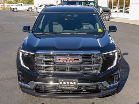 Used 2025 GMC Acadia Elevation image 28