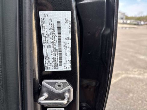 Used 2016 Ford Escape Titanium w/ Equipment Group 301A image 36