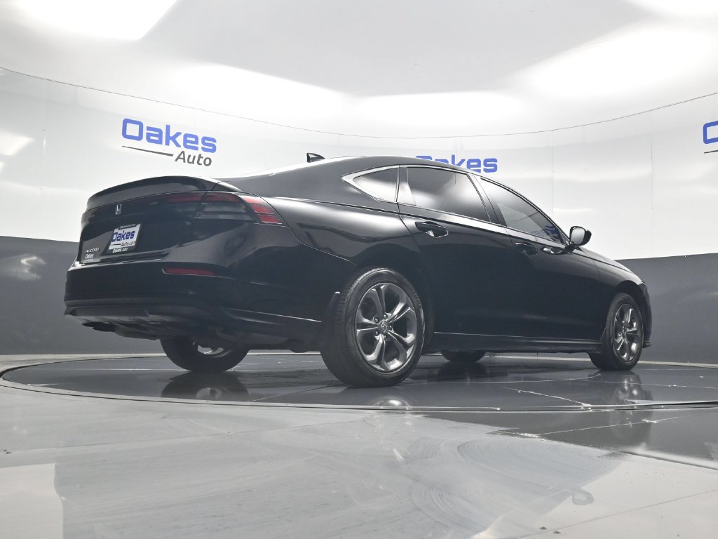 Used 2023 Honda Accord EX image 40