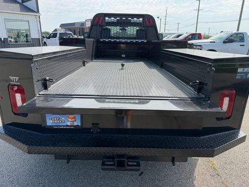 Used 2024 RAM 5500 Tradesman AWD/4WD image 7