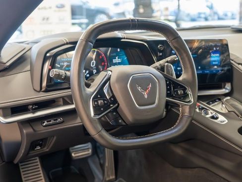 Used 2024 Chevrolet Corvette Stingray Preferred Conv w/ 2LT image 23