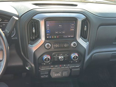 Used 2020 GMC Sierra 1500 SLE w/ SLE Value Package RWD image 21