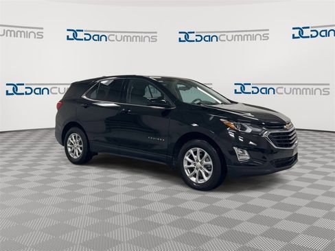 Used 2020 Chevrolet Equinox LT w/ LPO, Floor Liner Package image 2