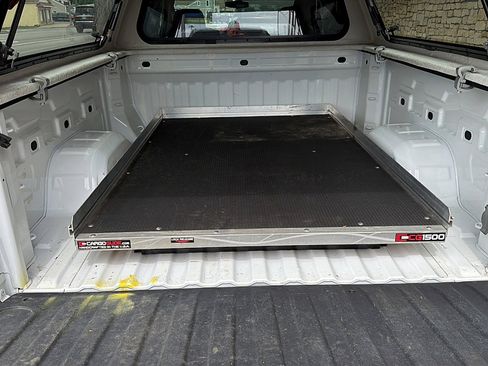 Used 2021 Chevrolet Silverado 1500 LT w/ Remote Start Package AWD/4WD image 7