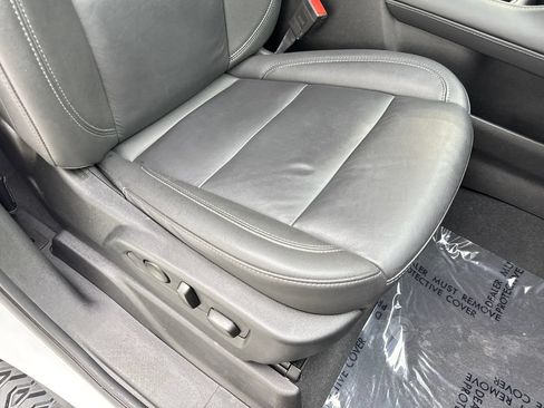 Used 2024 Chevrolet Tahoe Z71 w/ Luxury Package AWD/4WD image 49