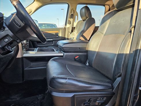 Used 2014 RAM 1500 Laramie w/ Convenience Group AWD/4WD image 30