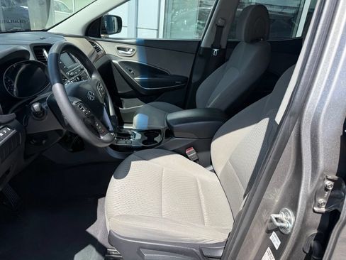 Used 2018 Hyundai Santa Fe Sport FWD image 8