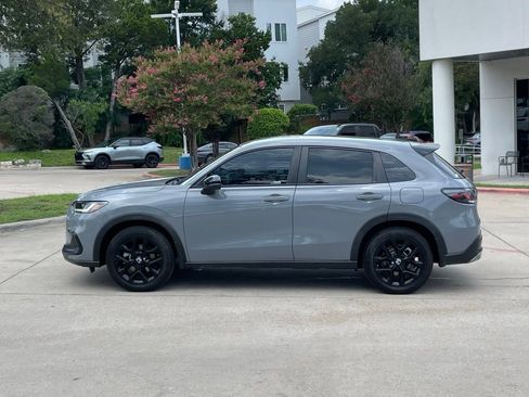 Used 2024 Honda HR-V Sport image 3