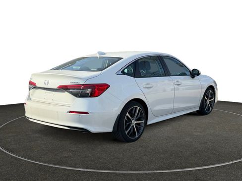Used 2024 Honda Civic Touring image 6