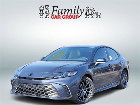 New 2026 Toyota Camry SE image 1