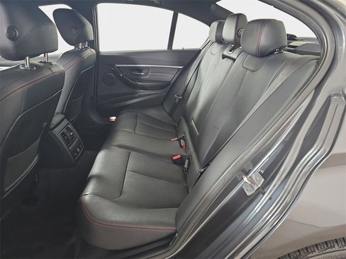 Used 2017 BMW 330i xDrive Sedan image 16