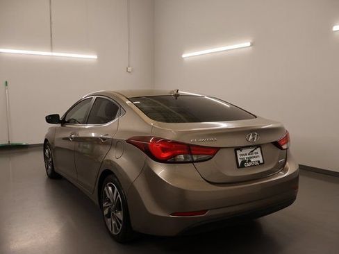 Used 2014 Hyundai Elantra Limited FWD image 4