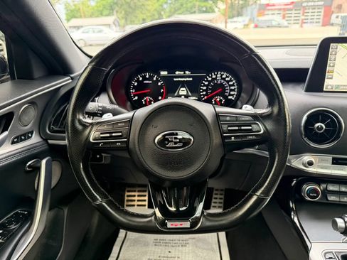 Used 2018 Kia Stinger GT1 RWD image 43