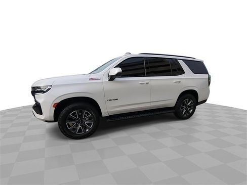 Certified 2024 Chevrolet Tahoe Z71 w/ Luxury Package image 4