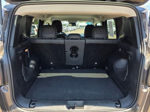 Used 2020 Jeep Renegade Limited w/ UConnect 8.4 Nav Group image 21