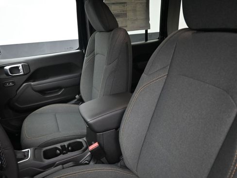 New 2025 Jeep Wrangler Sport S image 31