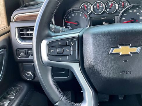 Used 2023 Chevrolet Suburban LS RWD image 24