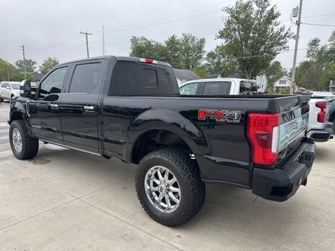 Used 2017 Ford F350 Platinum w/ Platinum Ultimate Package image 5