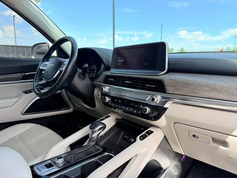 Used 2022 Kia Telluride EX w/ EX Premium Package AWD/4WD image 12