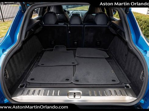 Used 2021 Aston Martin DBX image 60