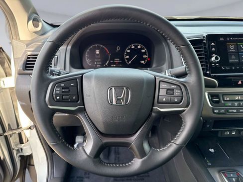 Certified 2025 Honda Ridgeline RTL image 29