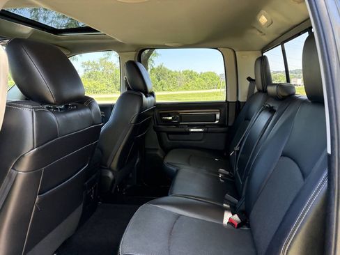Used 2017 RAM 1500 Laramie w/ Convenience Group AWD/4WD image 28
