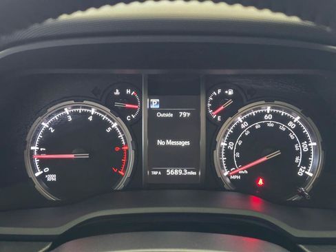 Used 2022 Toyota 4Runner TRD Pro AWD/4WD image 27