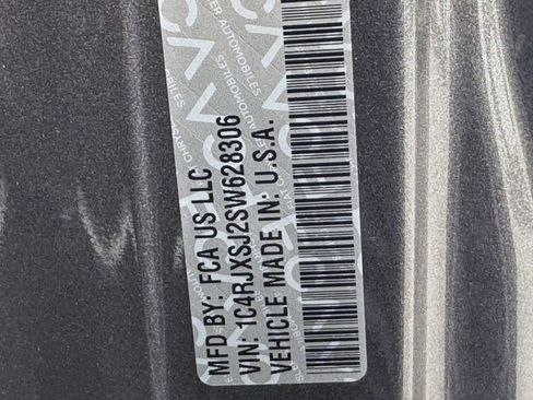 New 2025 Jeep Wrangler Unlimited Rubicon 392 image 30