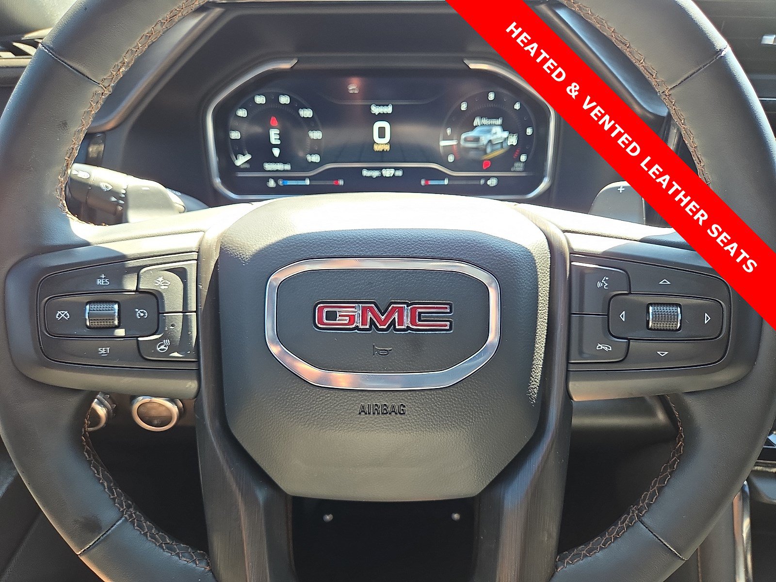 Used 2024 GMC Sierra 1500 AT4 w/ Technology Package AWD/4WD image 24