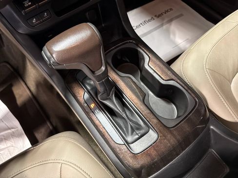 Used 2018 GMC Canyon SLT w/ Driver Alert Package AWD/4WD image 19
