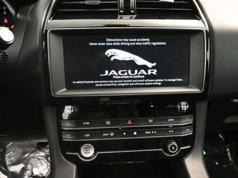 Used 2020 Jaguar F-PACE Premium AWD/4WD image 5