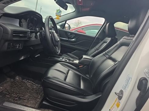 Used 2022 Lincoln Corsair FWD image 8