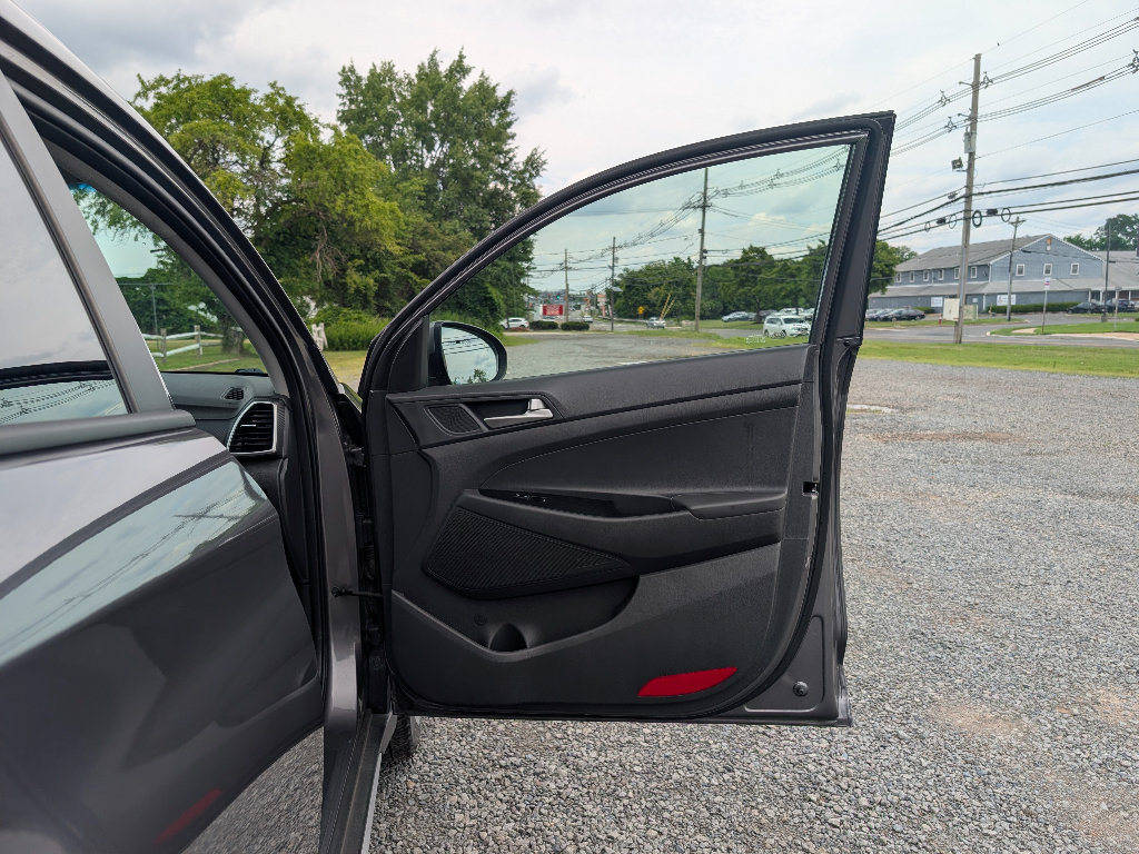 Used 2020 Hyundai Tucson Sport w/ Cargo Package AWD/4WD image 13