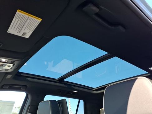 New 2026 Chevrolet Tahoe Premier image 16