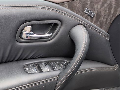 Used 2023 Nissan Armada Platinum w/ Captain's Chairs Package image 18