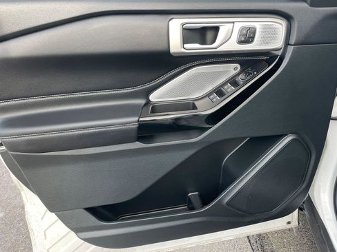 Used 2023 Ford Explorer ST w/ Equipment Group 401A image 9