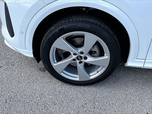 Certified 2025 Audi Q5 Premium Plus w/ Premium Plus image 13