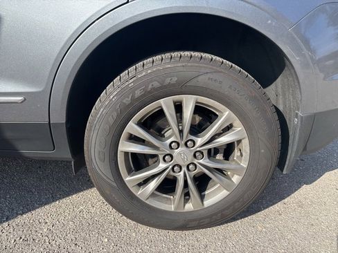 Used 2020 Cadillac XT5 Premium Luxury image 15