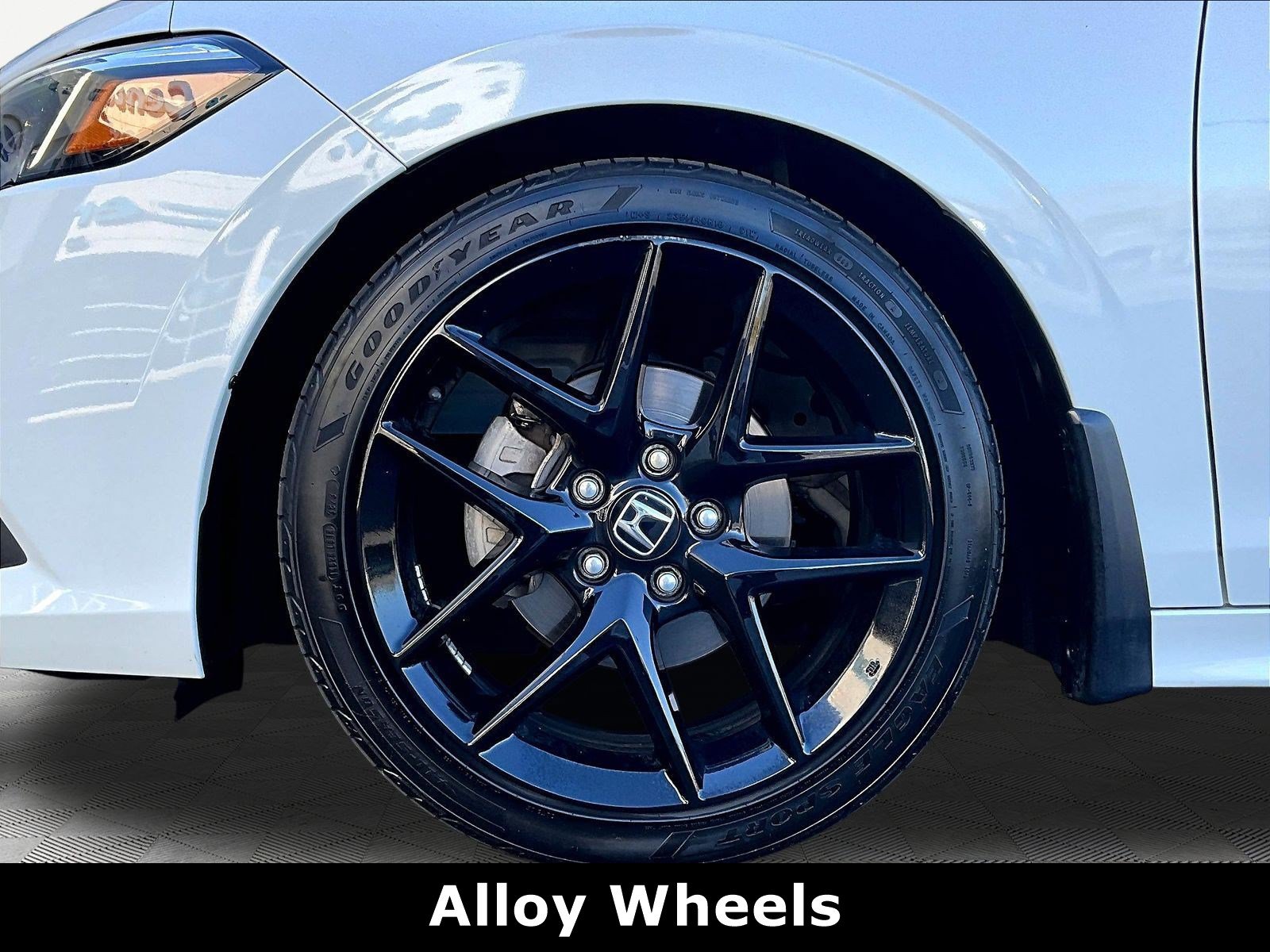 Used 2024 Honda Civic Sport image 32