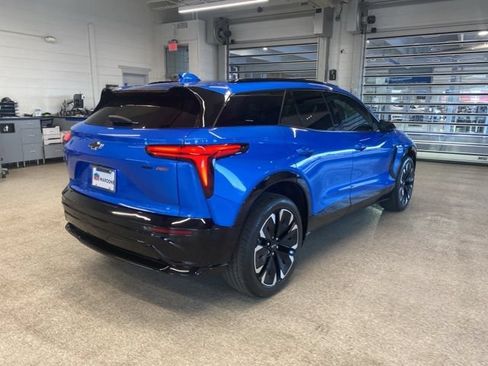 Used 2024 Chevrolet Blazer EV RS AWD/4WD image 5