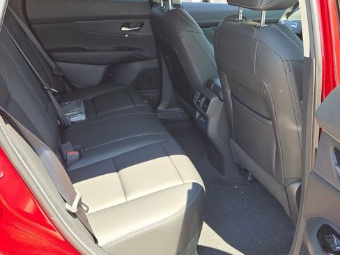 New 2025 Nissan Murano SV image 10