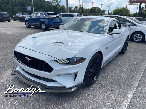 Used 2023 Ford Mustang GT Premium w/ Equipment Group 401A RWD image 3