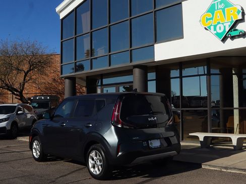 Used 2024 Kia Soul LX w/ Option Group 015 image 9